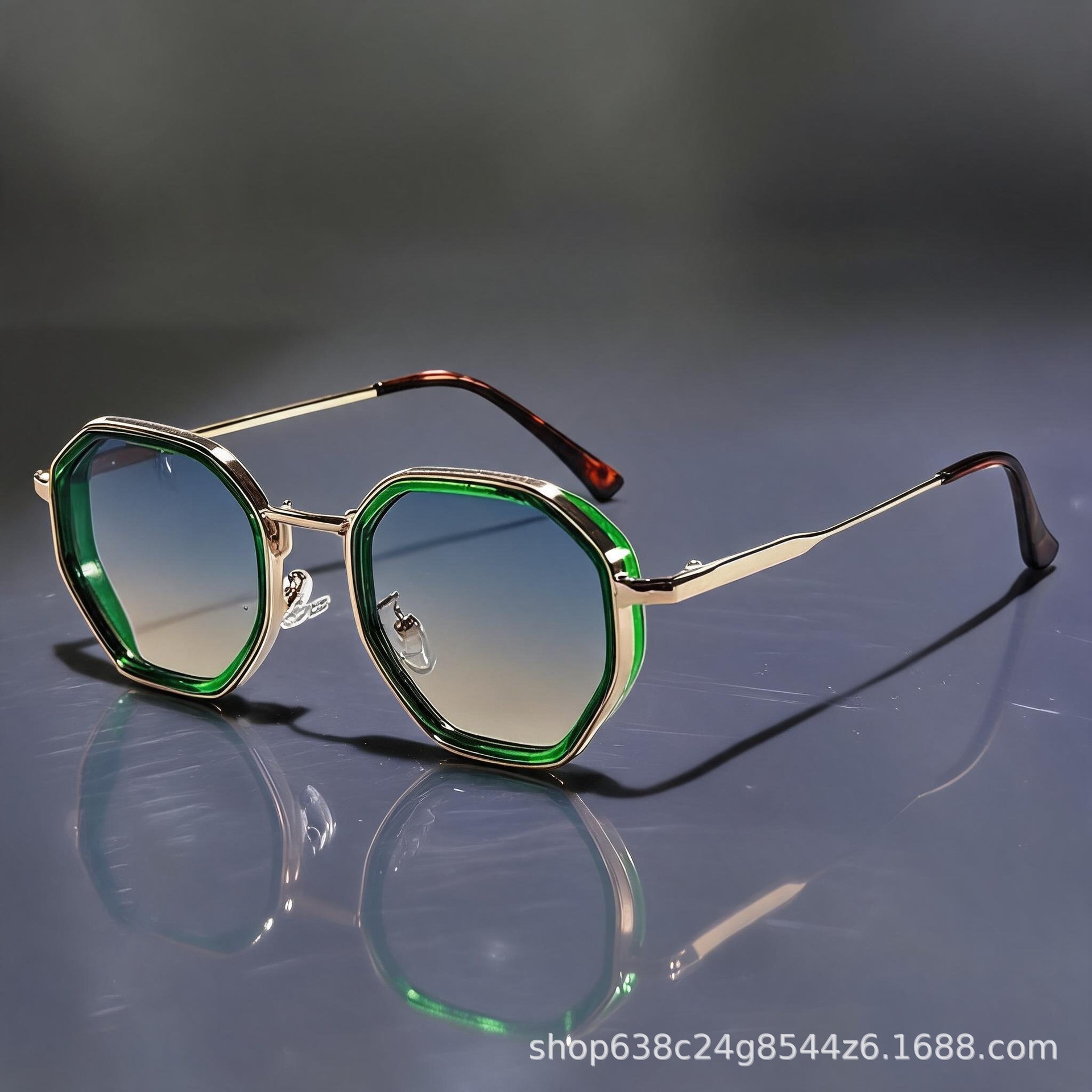 Street Fashion Photographers - Kacamata Retro Poligon Metalik Gaya Old
