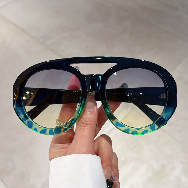 Street Fashion Glasses - Kacamata Hitam Bulat Ukuran Besar Pria