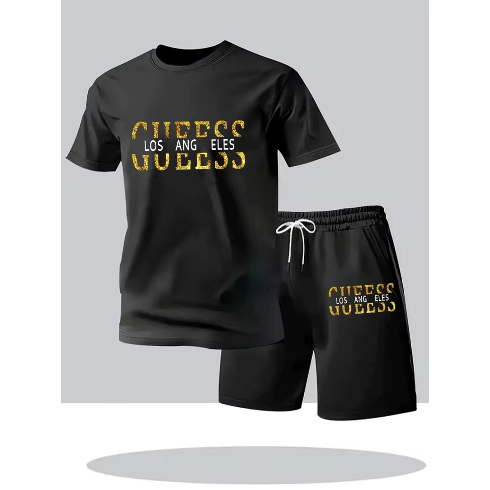 Street Fashion For 2026 - Setelan Kaos Lengan Pendek dan Celana