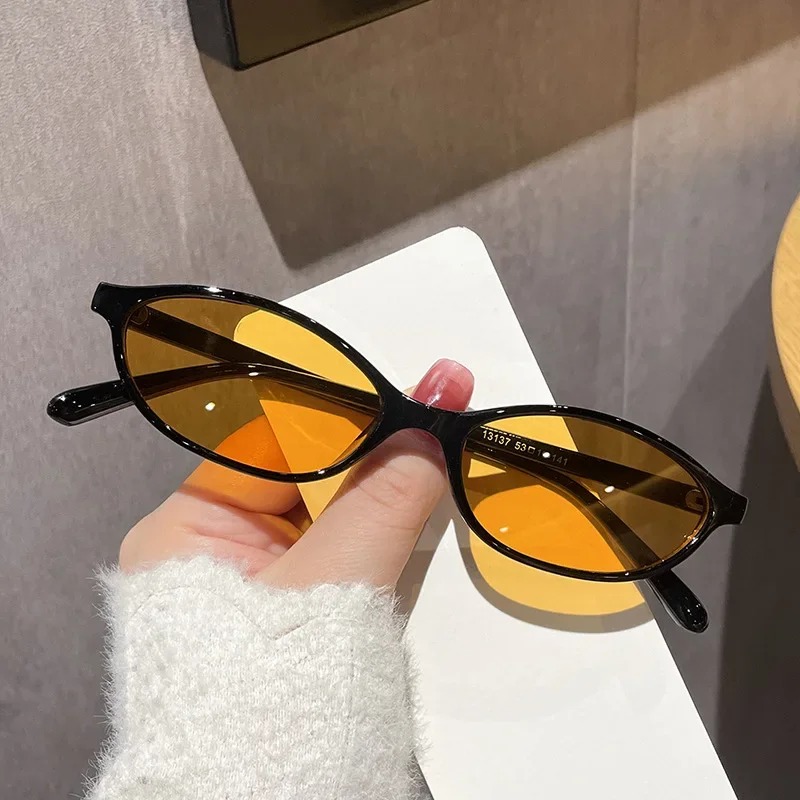 Kacamata Hitam Oval Kecil Retr - Street Fashion Glasses ulasan dan harga