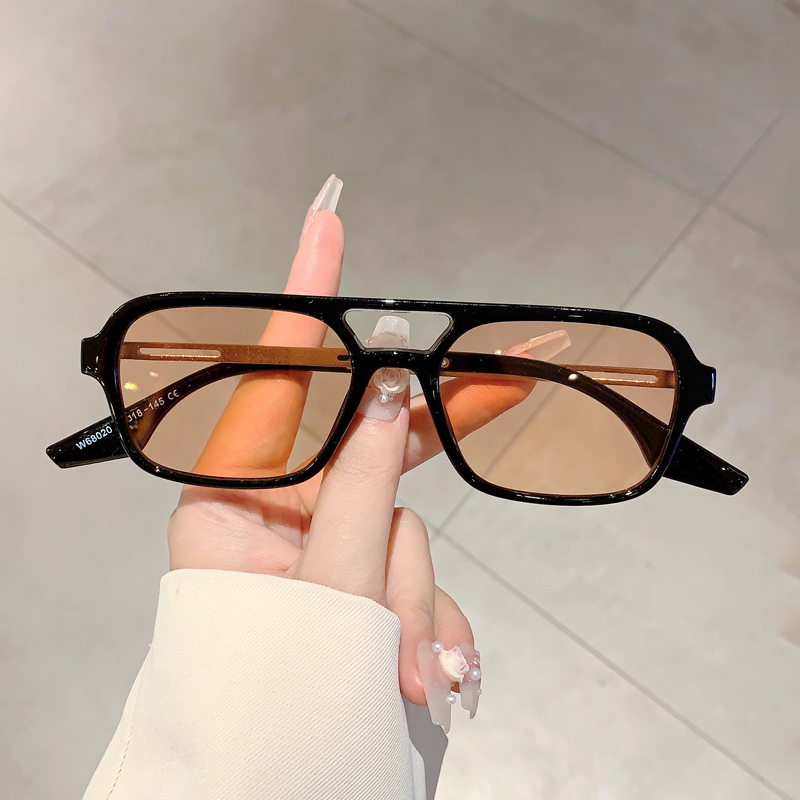 Kacamata Hitam Wanita Trendy M - Street Fashion Glasses ulasan dan harga