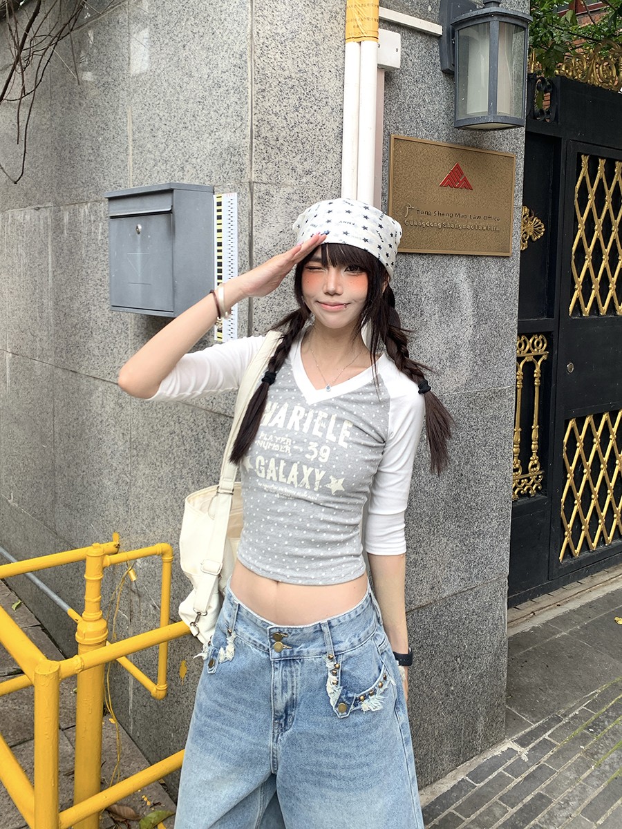 Kaos lengan sedang dengan moti - Street Fashion Korean Girl ulasan dan harga